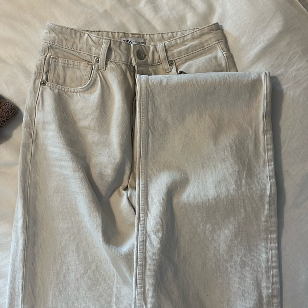 Zara cream colored jeans